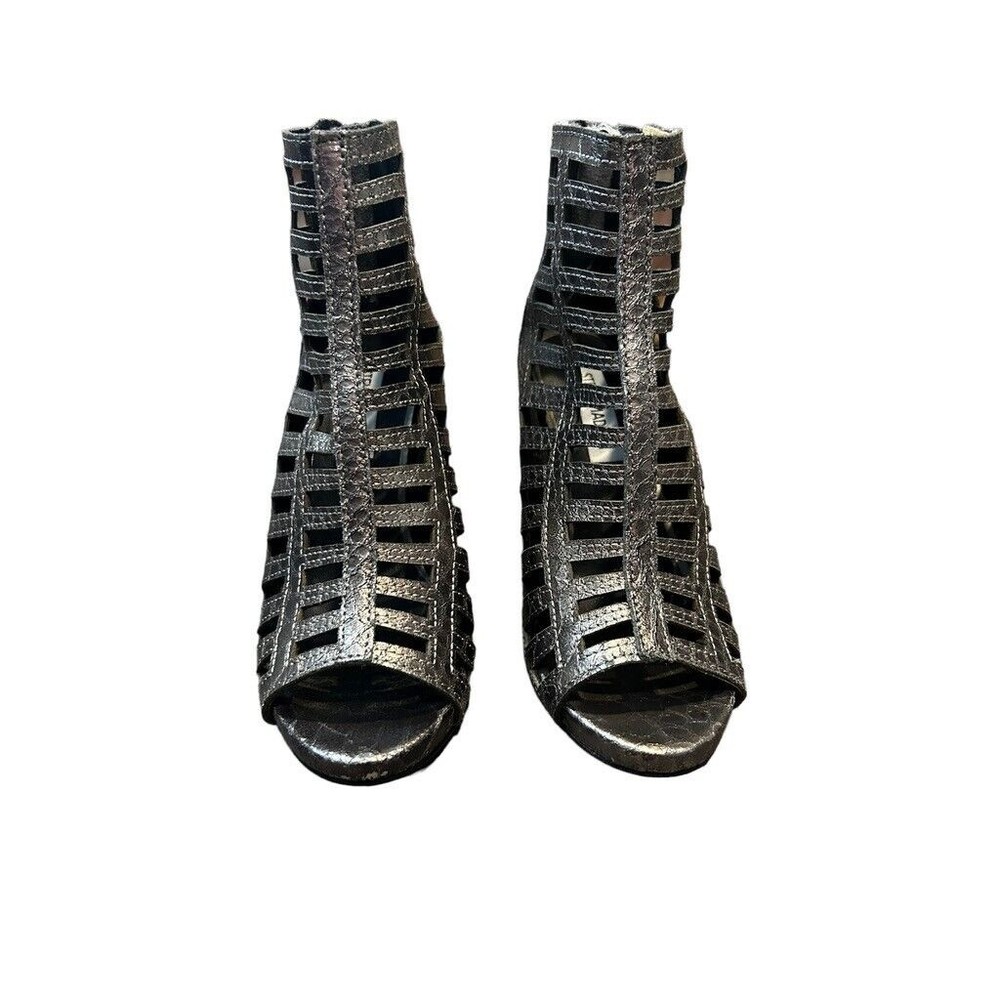 Steve Madden Alexxia BackZip Gladiator Bootie cut outs peep toe Women's Size 6.5